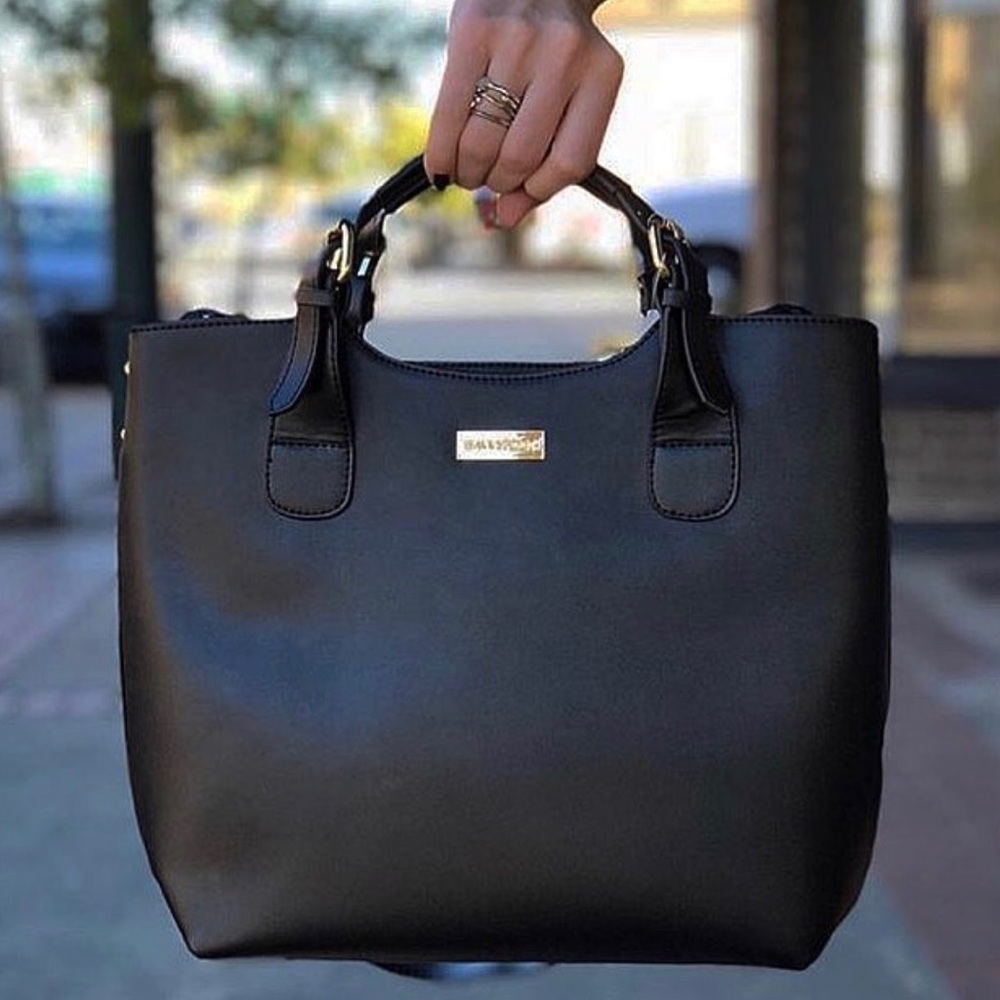 Savvy Root- The Charleston Black Leather Handbag